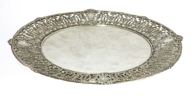 Lot 83 - An American silver pierced and footed dish