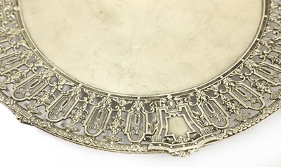 Lot 83 - An American silver pierced and footed dish