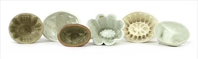 Lot 334 - Eighteen Victorian and later pottery jelly moulds