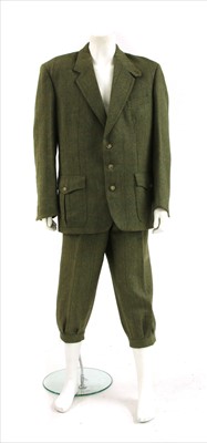 Lot 1164 - An Islay Woollen Mill gentleman's green single breasted two piece trouser suit