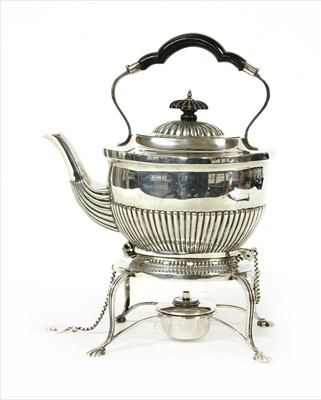Lot 126 - A silver tea kettle and stand