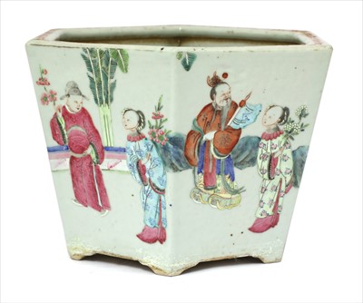 Lot 25 - A Chinese famille rose jardinière