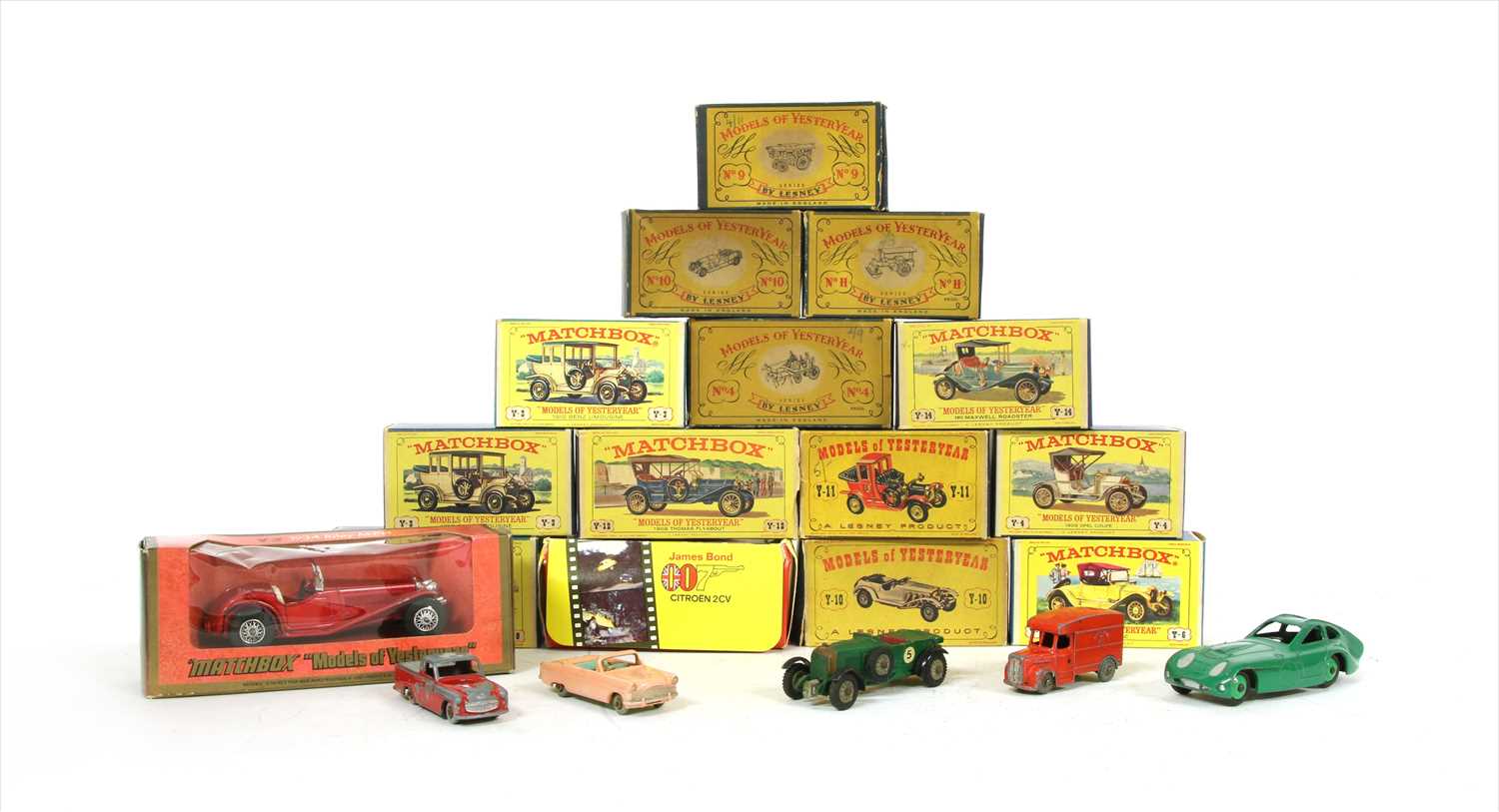 Lot 193 - A collection of models of yesteryear