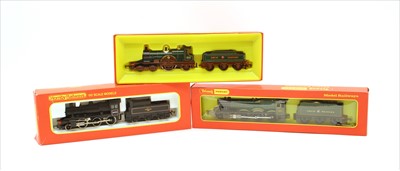Lot 175 - A collection of Hornby Triang locomotives