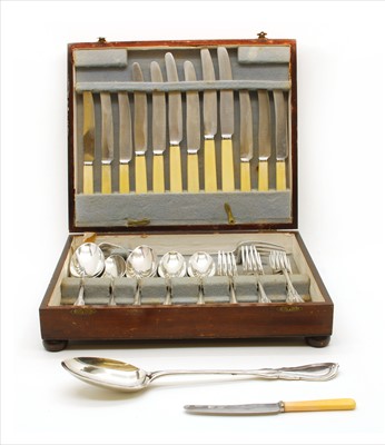 Lot 134 - A silver canteen of cutlery
