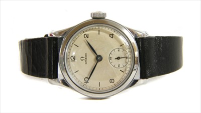 Lot 198 - A mid-size stainless steel Omega mechanical strap watch, c.1940