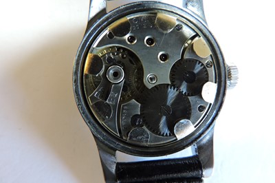 Lot 198 - A mid-size stainless steel Omega mechanical strap watch, c.1940