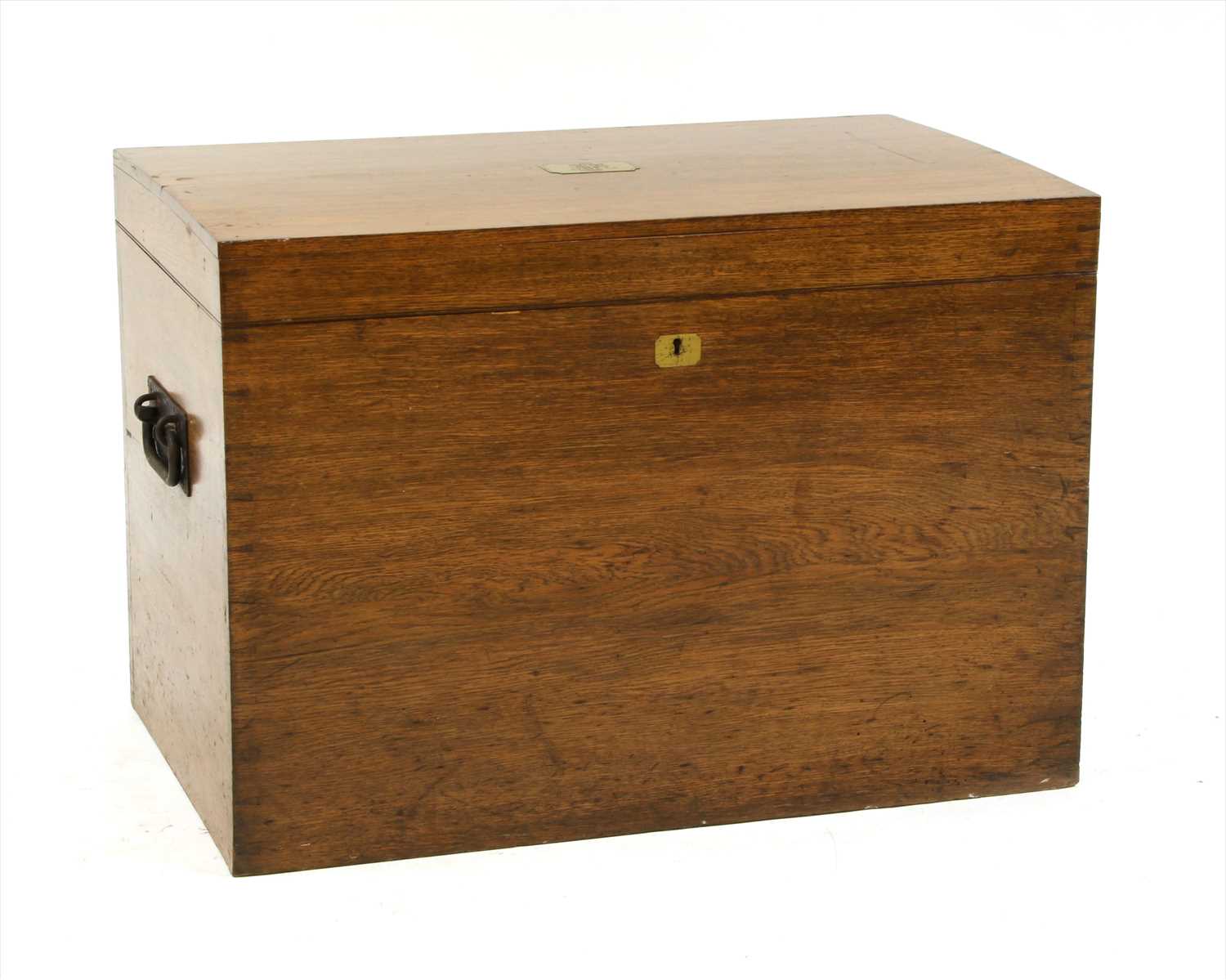 Lot 486 - An oak canteen trunk