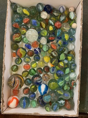 Lot 96 - A collection of approximately 146 glass marbles