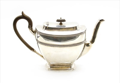 Lot 145 - A silver teapot