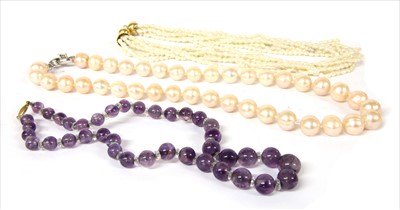 Lot 101 - A seven row cultured freshwater pearl necklace