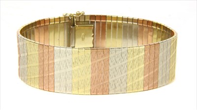 Lot 78 - A three colour 9ct gold bracelet