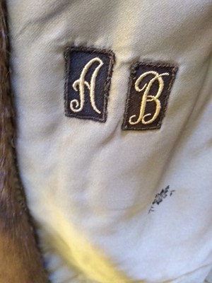 Lot 236 - A brown mink fur jacket