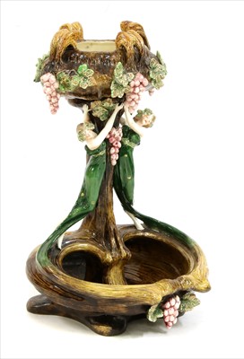 Lot 384 - An early 20th century Continental pottery centrepiece