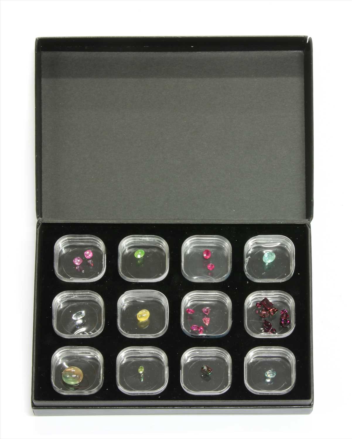 Lot 168 - A quantity of unmounted gemstones