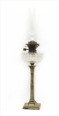 Lot 385 - An Edwardian Corinthian column oil lamp