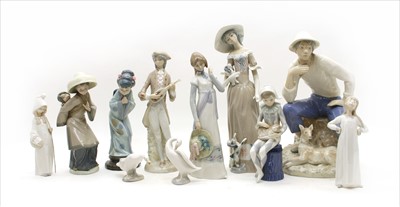 Lot 333 - A collection of Lladro