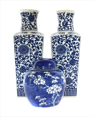 Lot 217 - A blue and white ginger jar