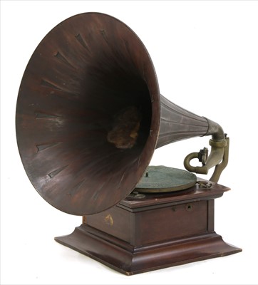 Lot 385A - An HMV gramophone