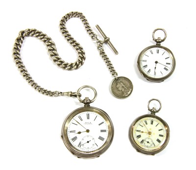 Lot 155 - A Victorian sterling silver open-faced key wound pocket watch