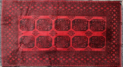 Lot 559 - A Bokhara rug