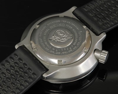 Lot 393 - A titanium and stainless steel Seiko 'Ashtray' quartz professional tuna diver's watch, c.1986