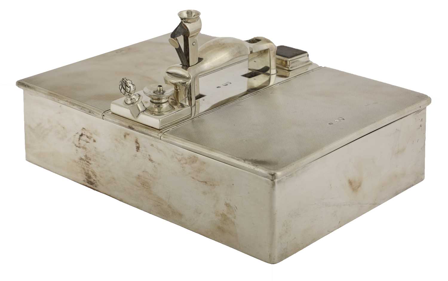 Lot 73 - A Victorian silver cigar box