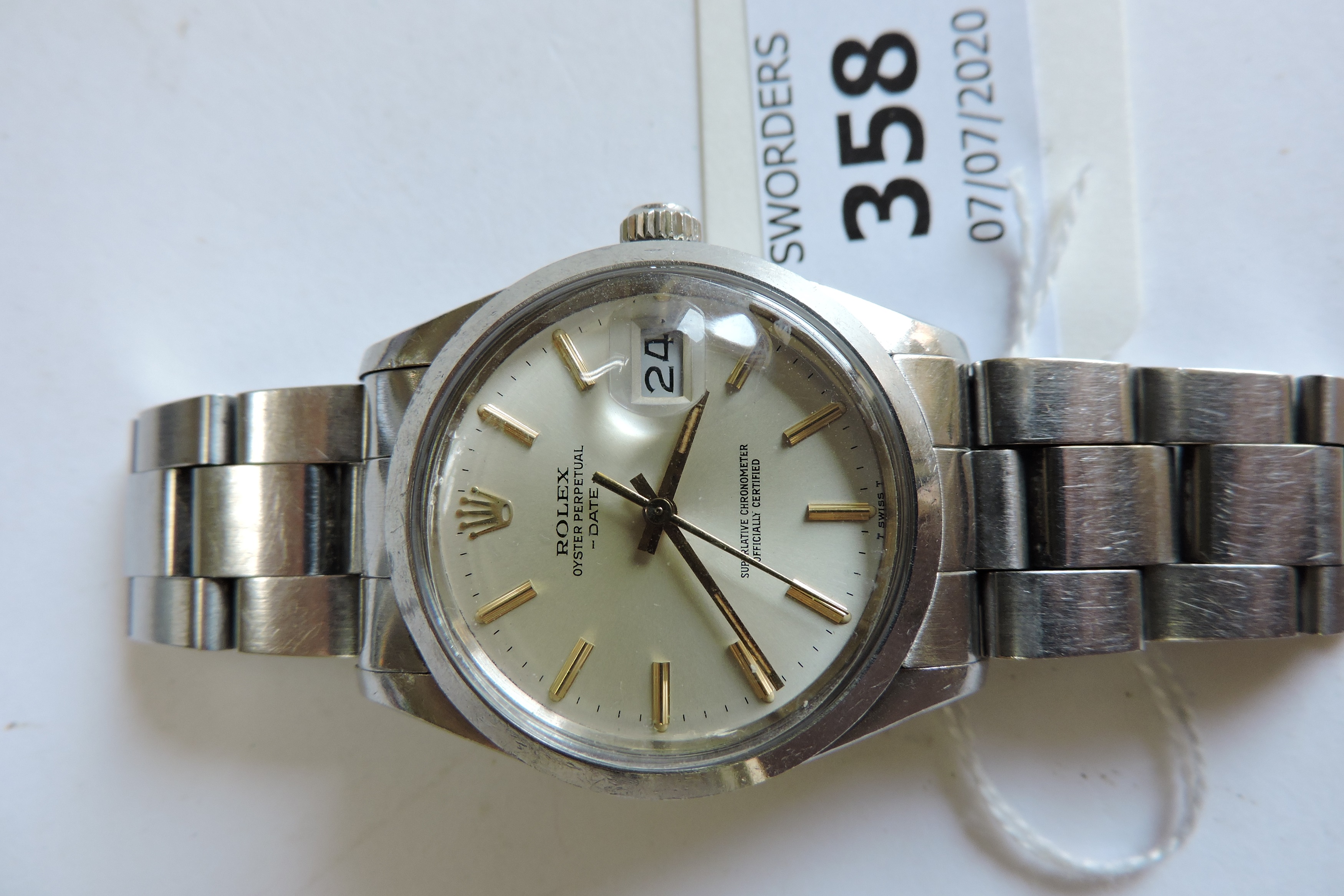 Lot 527 - A gentlemen's stainless steel Rolex 'Oyster