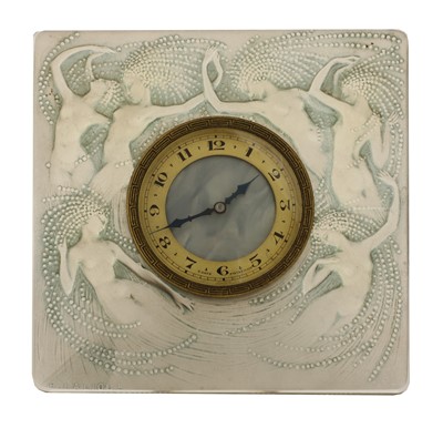 Lot 304 - A Lalique 'Naiades' opalescent glass strut clock