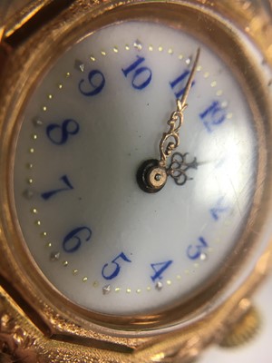 Lot 186 - A 9ct gold Vertex mechanical strap watch