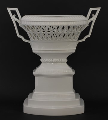 Lot 509 - A Royal Copenhagen porcelain urn