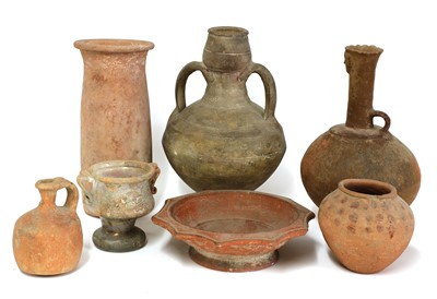 Lot 554 - A collection of Roman and other antiquities