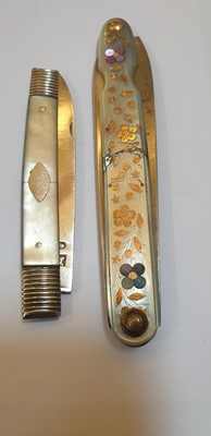 Lot 47 - Six folding fruit knives with double blades