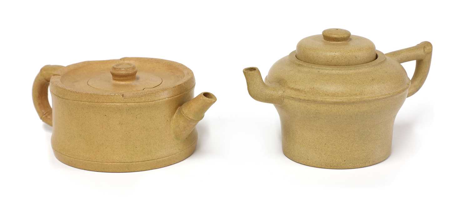 Lot 39 - Two Yixing duanni teapots