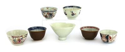 Lot 218 - A collection of Chinese and Japanese tea cups