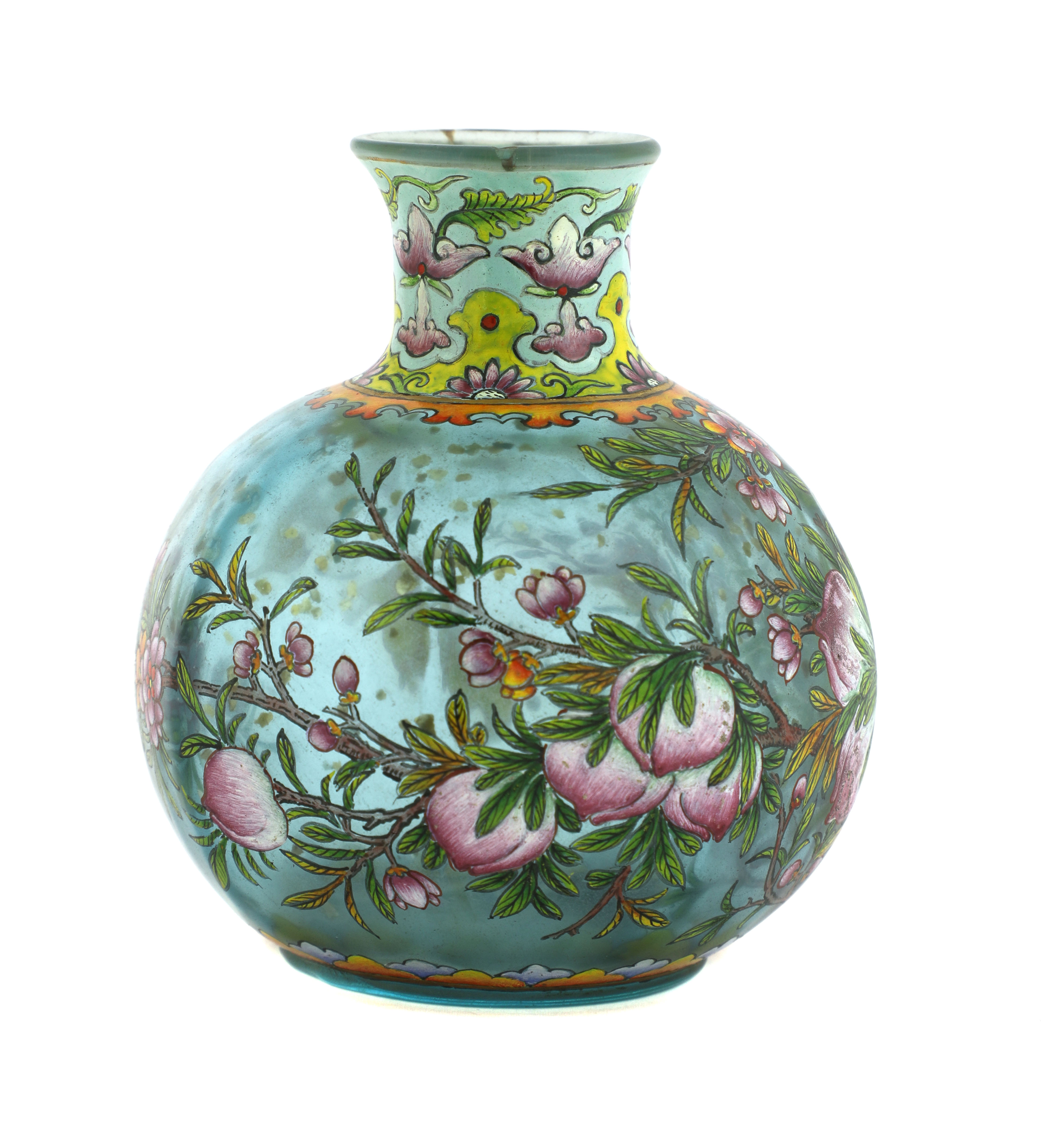 Lot 83 A Chinese Peking glass vase,