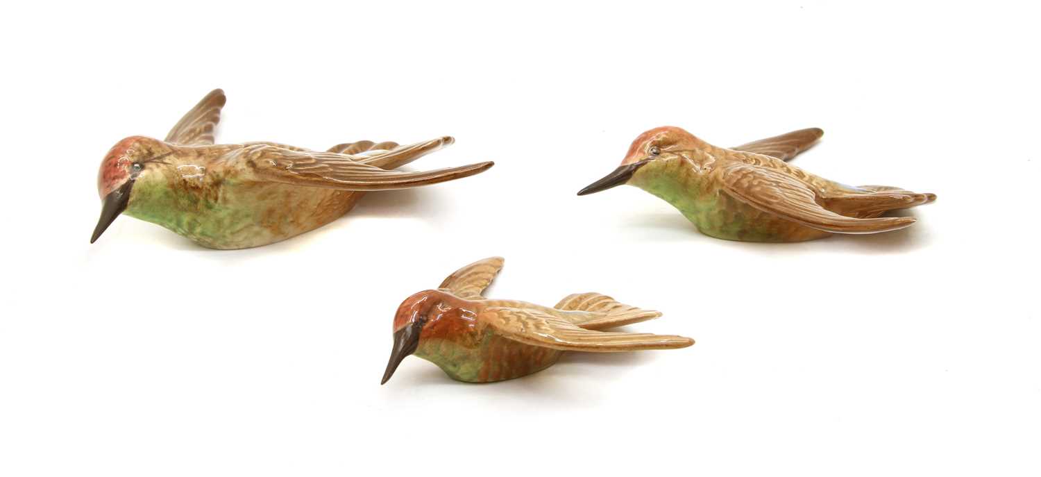 Lot 187 - A graduated set of three Beswick Hummingbird wall plaques