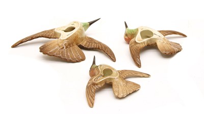 Lot 187 - A graduated set of three Beswick Hummingbird wall plaques