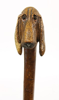 Lot 749 - A Brigg carved bloodhound walking stick