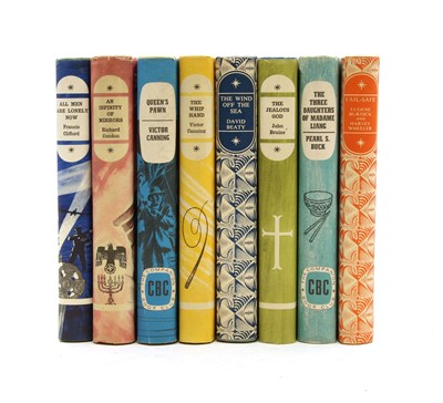 Lot 274 - A large quantity of Compton book club novels