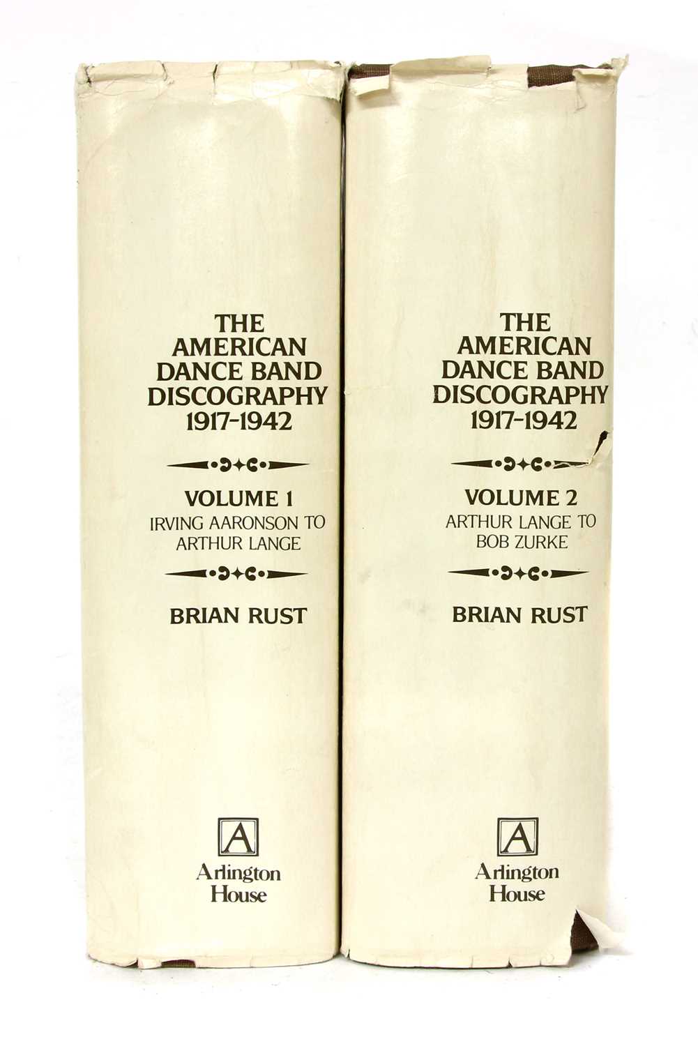 Lot 98 - Books: The American Dance Band Discography (1917-1941)