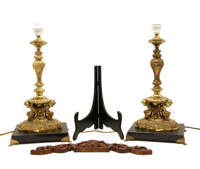 Lot 269 - A pair of modern gilt table lamps