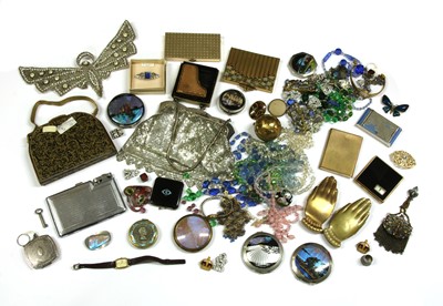 Lot 189 - A quantity of silver and costume jewellery