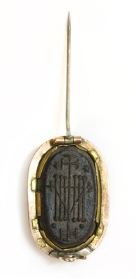 Lot 13 - A pilgrim token, c.1800