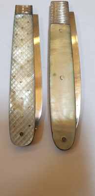 Lot 46 - Five silver and mother-of-pearl folding fruit knives