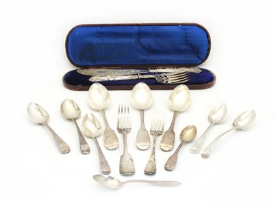 Lot 176 - Silver cutlery: a pair of cased silver fish servers, by Harrison Brothers and Howson