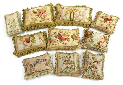 Lot 269 - A collection of ten Aubusson cushions