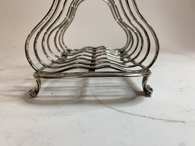 Lot 17 - A Victorian six-division toast rack