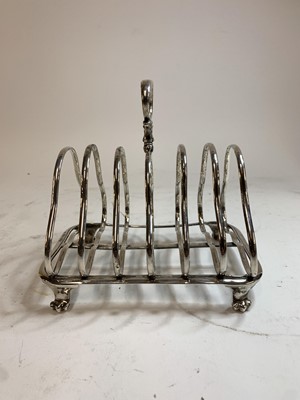 Lot 17 - A Victorian six-division toast rack