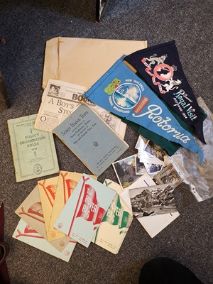 Lot 278 - A collection of 1940s/50s Boy Scout/Wolf Cub badges
